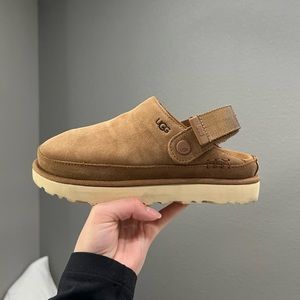 UGG Goldenstar clog